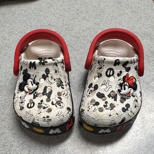 Mickey and Minnie Mouse toddler crocs